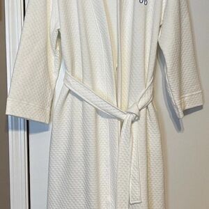 Pottery Barn White Waffle Knit Cotton Robe Monogrammed “K” Size M/L